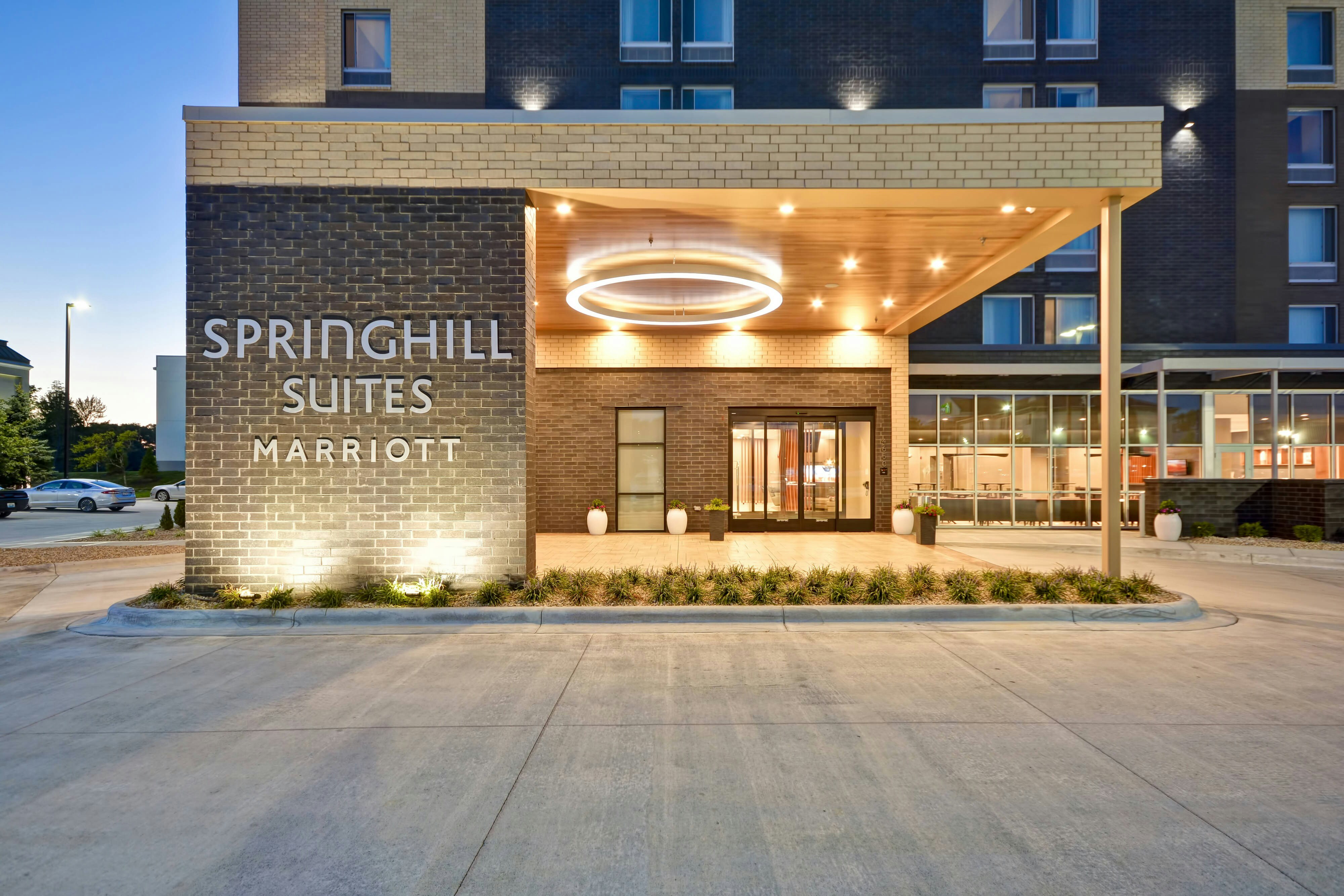 Springhill Suites Cincinnati Blue Ash 46/46