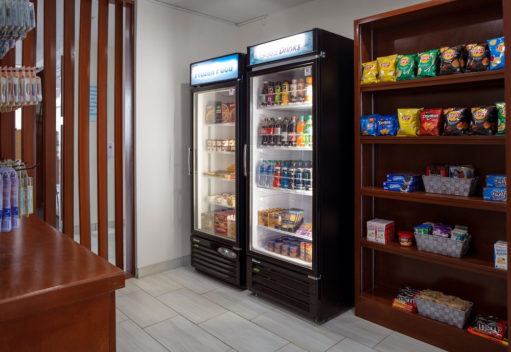 Holiday Inn Express & Suites El Paso North, an IHG Hotel 44/50