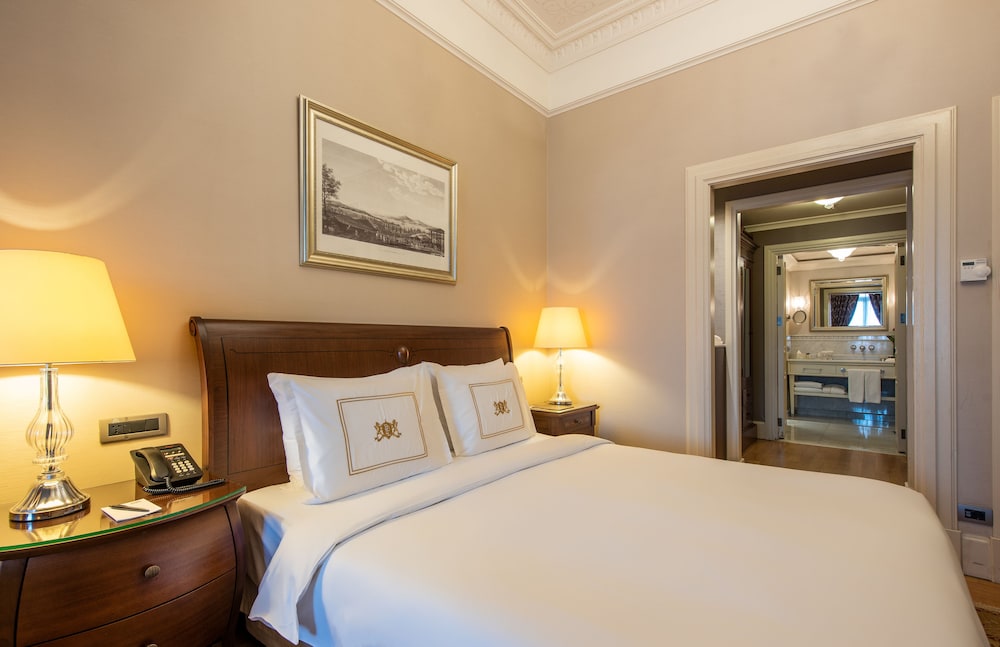Pera Palace Hotel 12/38