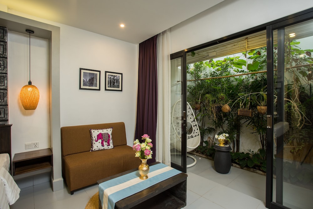 Ladear Priviledge Rooms 59/78