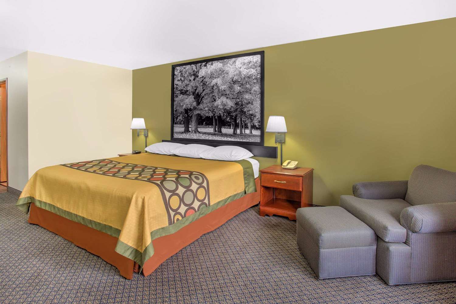 Super 8 by Wyndham Galva 4/14