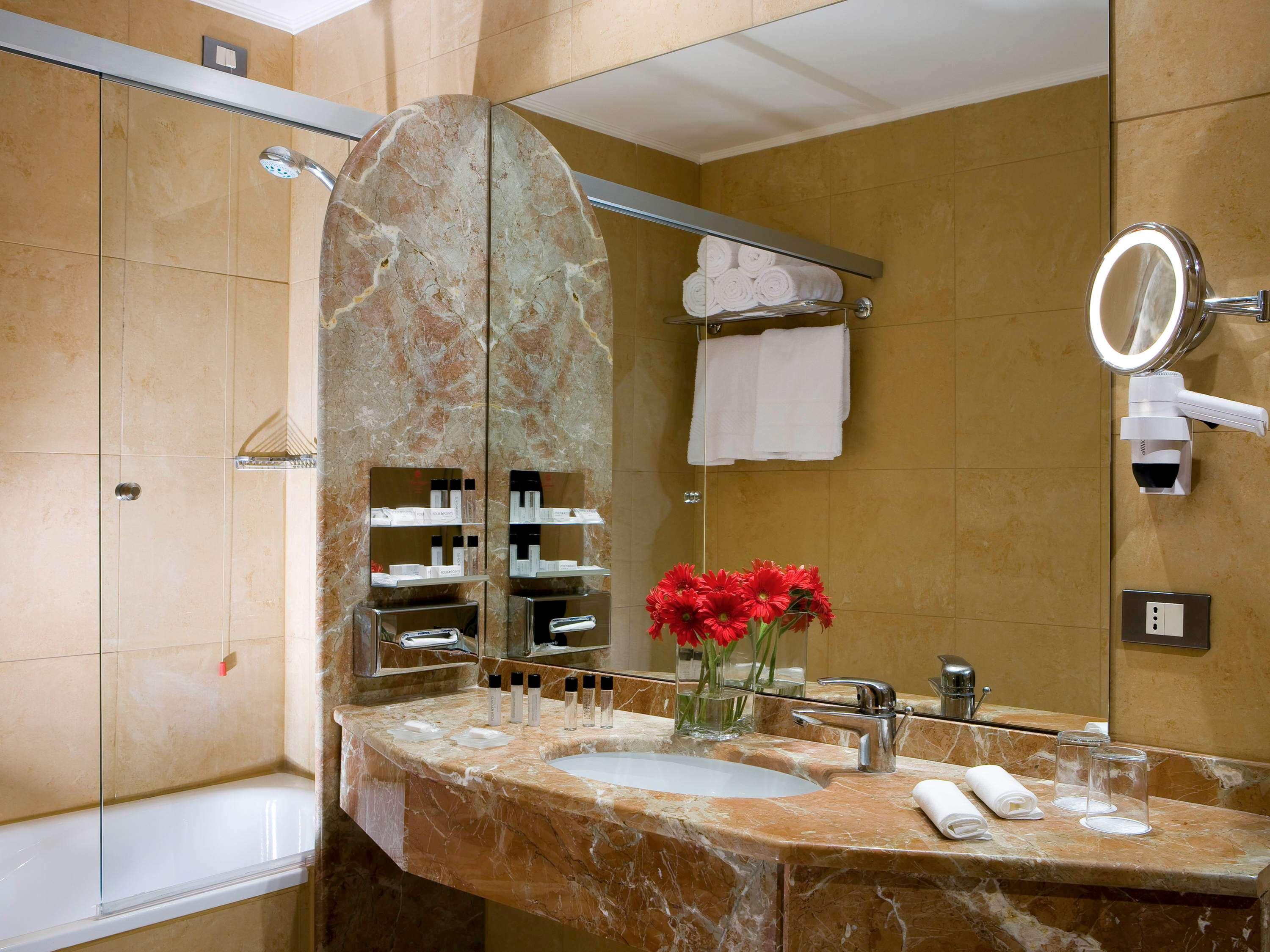غرفة قياسية بسرير مزدوج، Mercure Roma West 10/10