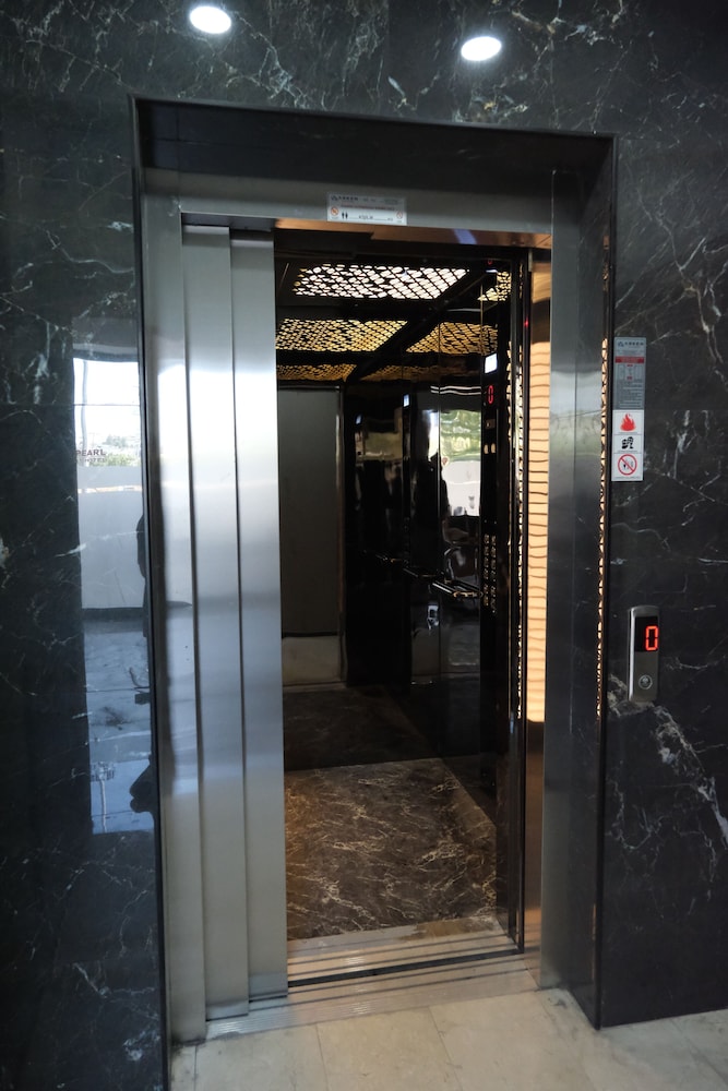The Pearl Airport Hotel 20/26