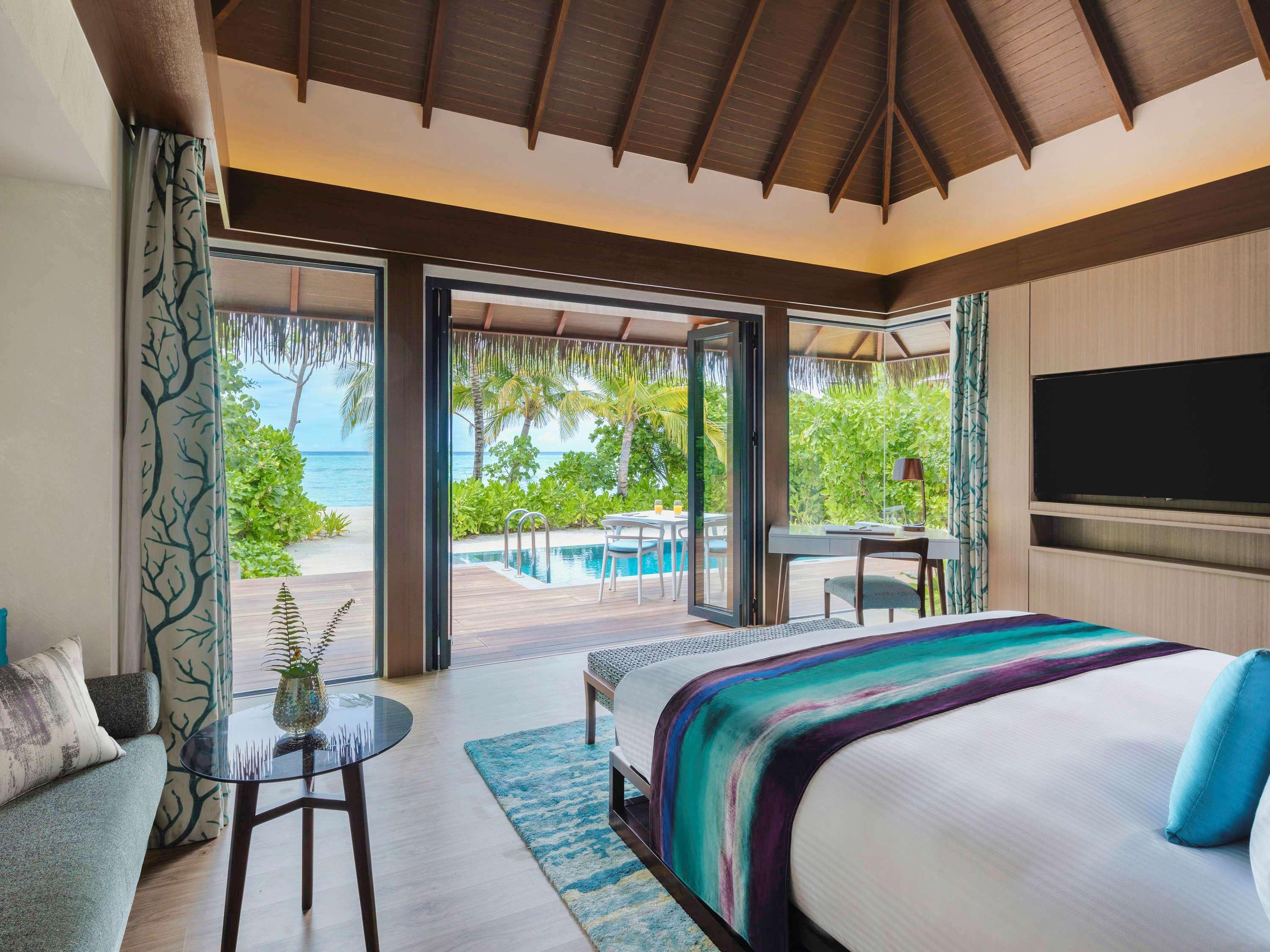 2 Bedrooms, Beach Pool, Villa, Pullman Maldives Maamutaa 3/5
