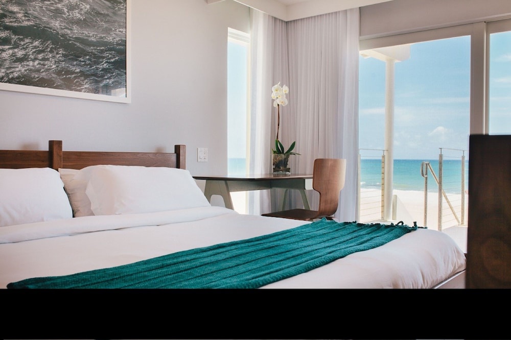 2 BEDROOMS, PENTHOUSE, OCEAN FRONT