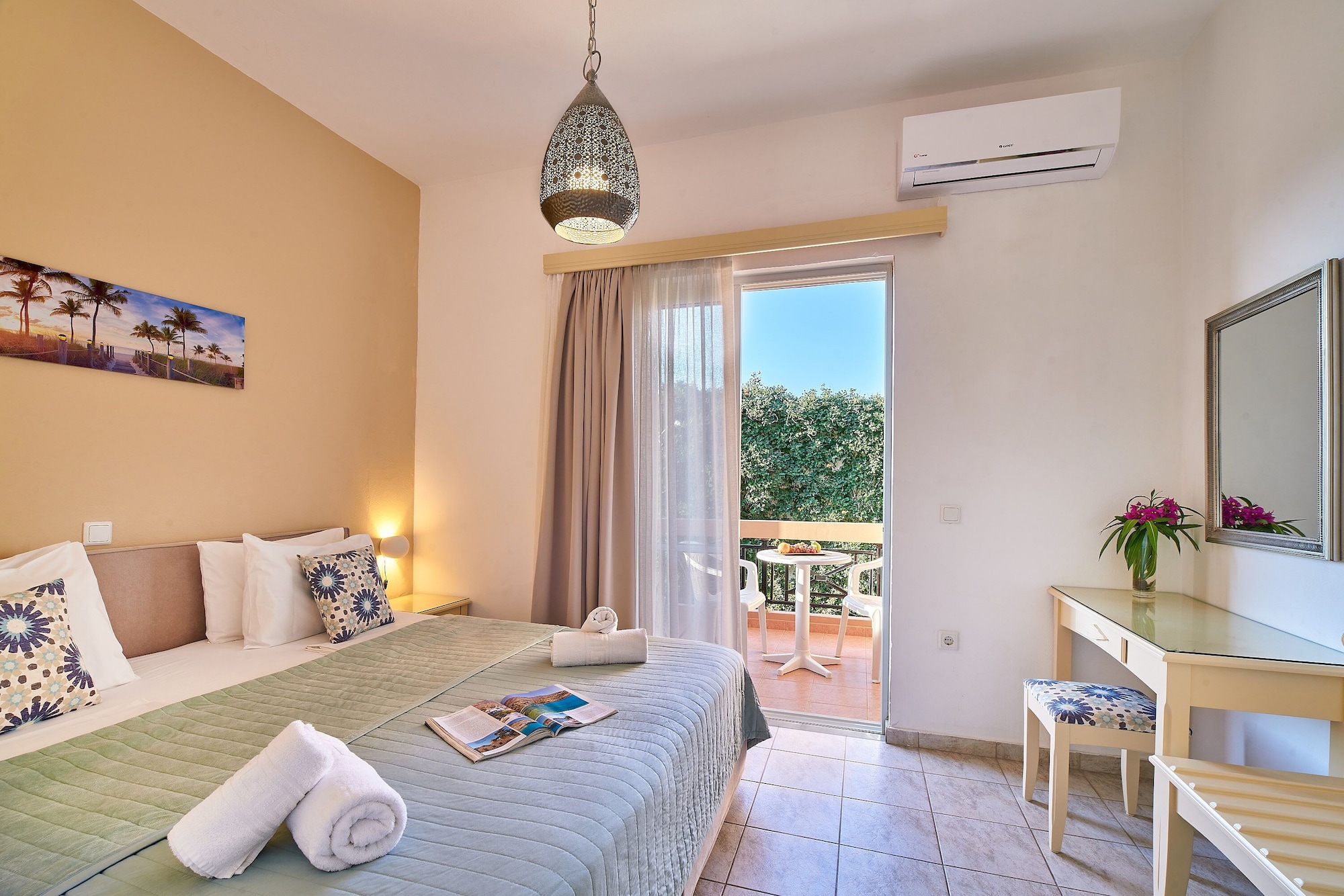 Apartment, King Bed, Sofa, 2 Balconies, High Floor، Solon Apartments 4/10