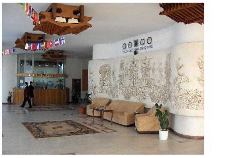 Hotel Traian 7/50
