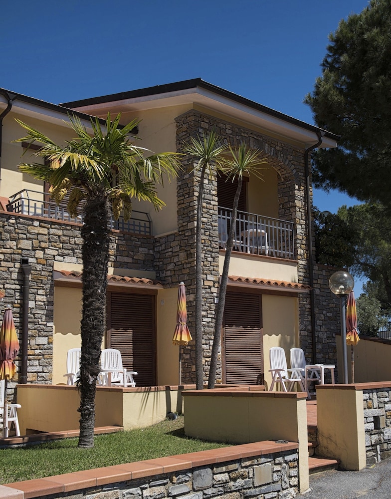 Hotel Liliana Diano Marina 1/50