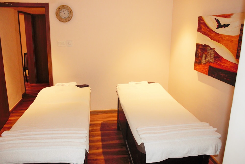 Hilton Chennai 26/55