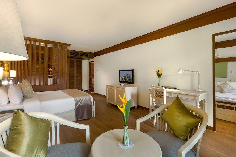 Best Western Premier Bangtao Beach Resort & Spa 50/58