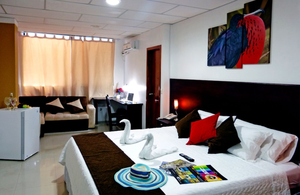 Hotel Brisas Del Pacifico 37/65
