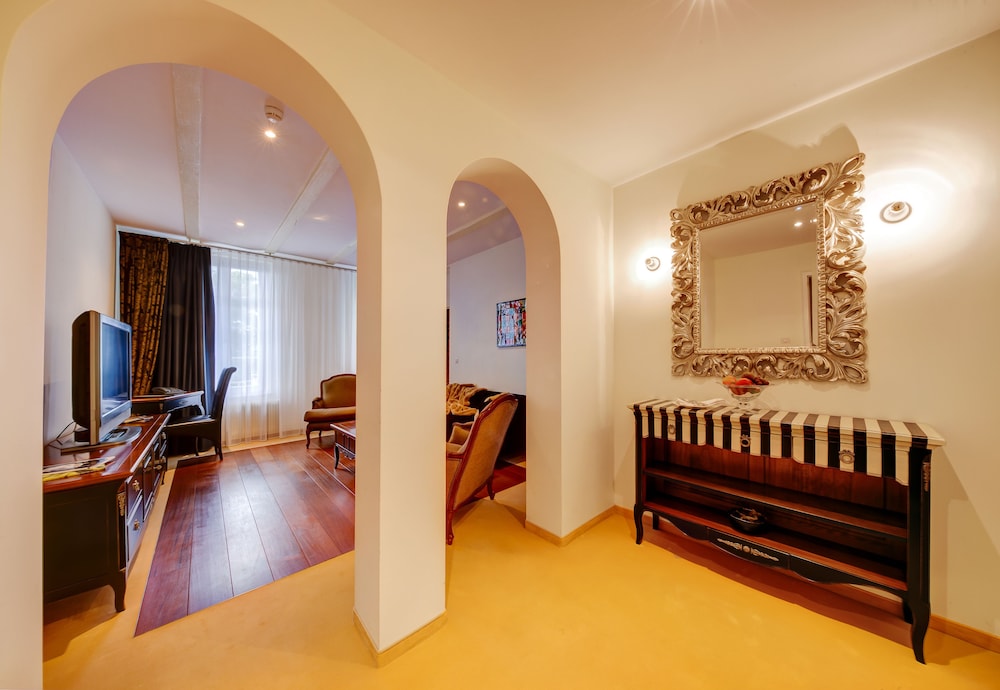 Hotel Regina Wengen 47/79