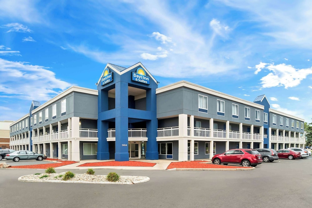 Days Inn & Suites by Wyndham Warren 5/38