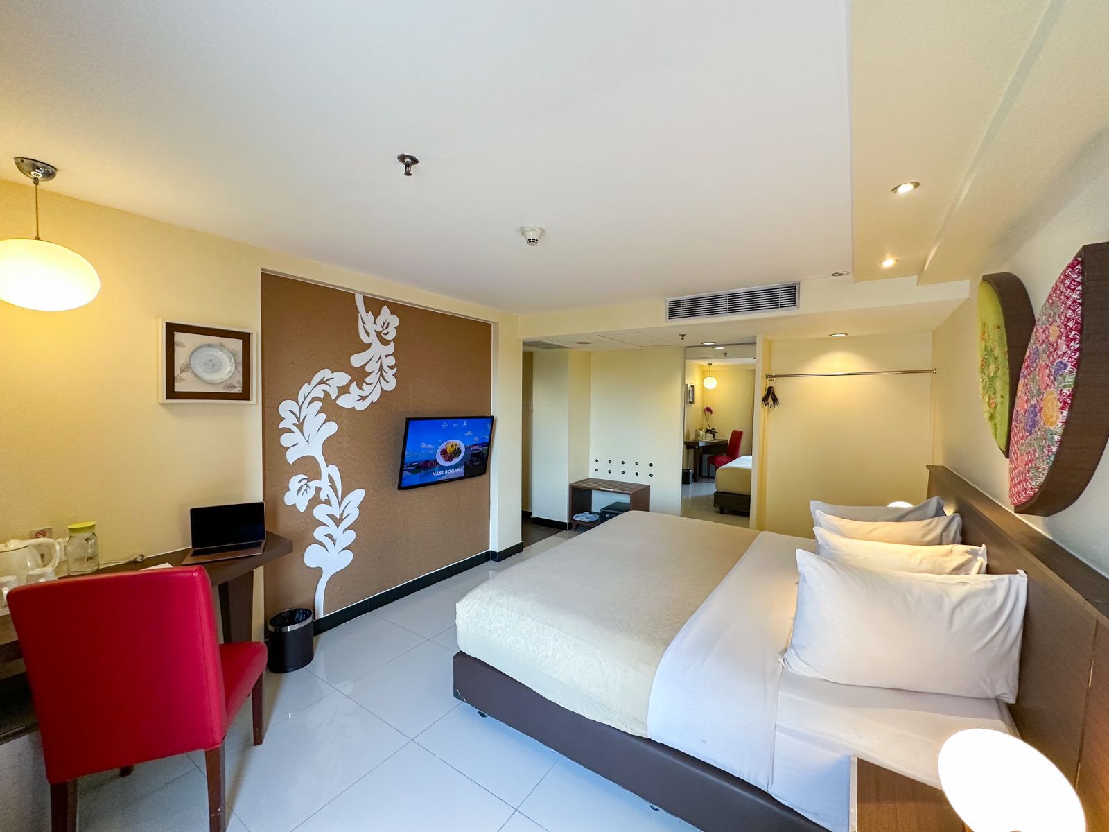 2 Bedrooms, Family, 2 Bathrooms، The Atanaya Hotel Bali 7/10