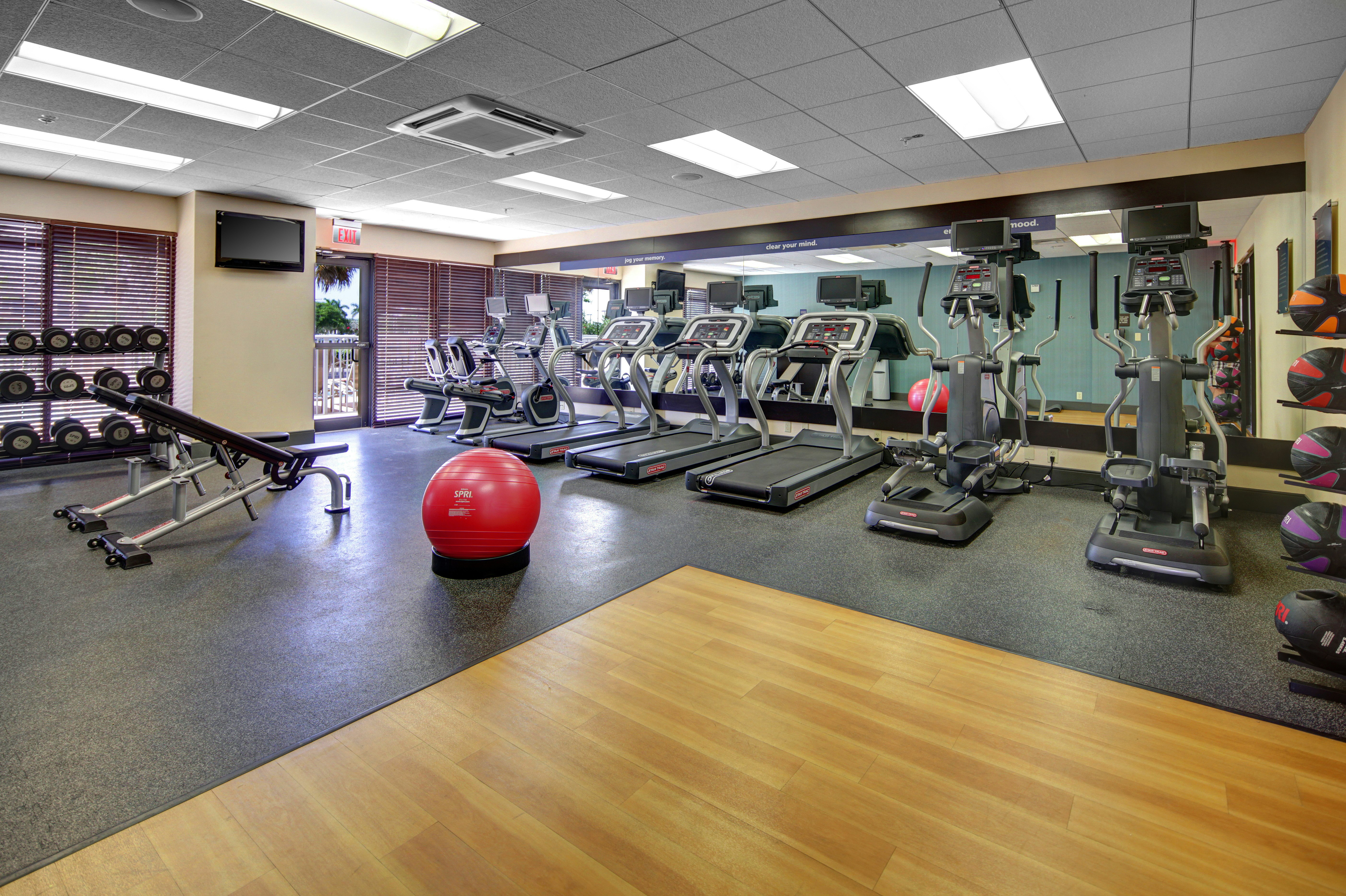 Hampton Inn Suites Ft Lauderdale West Sawgrass Tamarac Fl 29/58