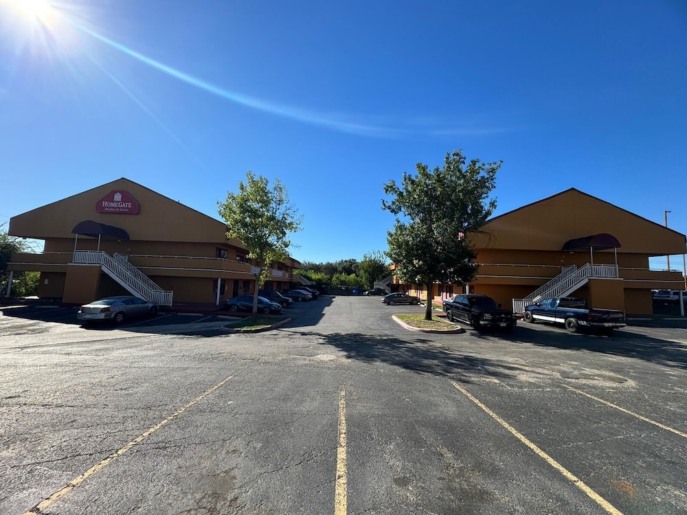 Homegate Studios & Suites San Antonio Medical Center I-10 42/49