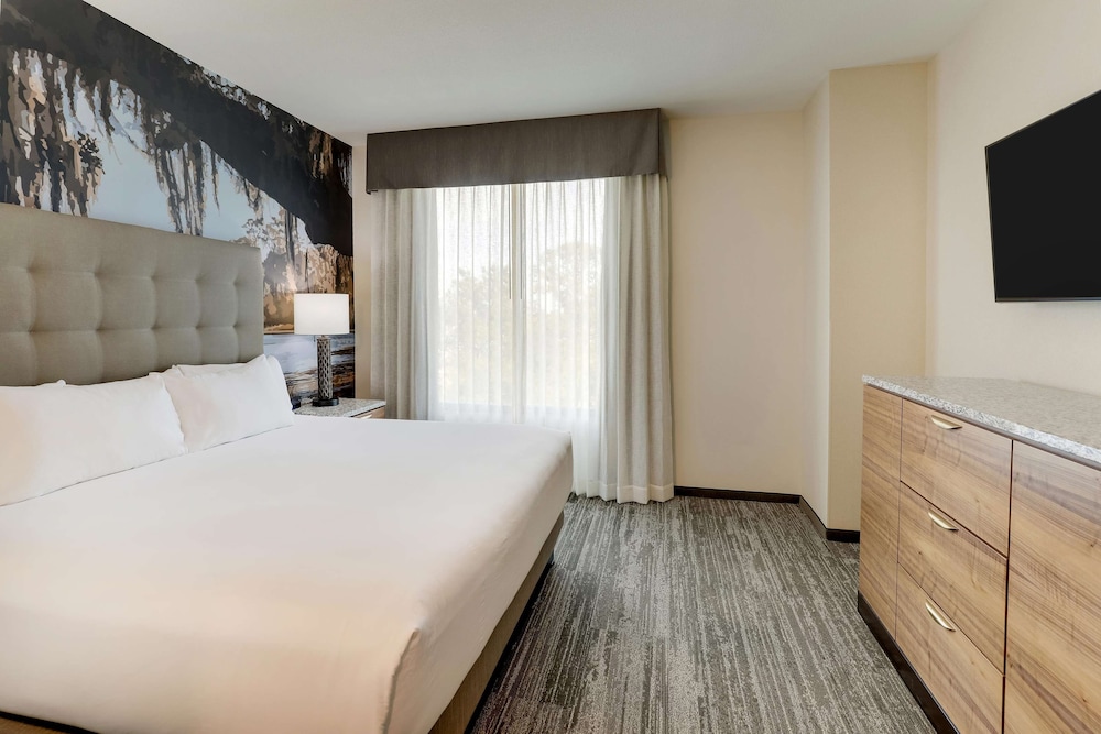 Drury Plaza Hotel Tallahassee 9/50