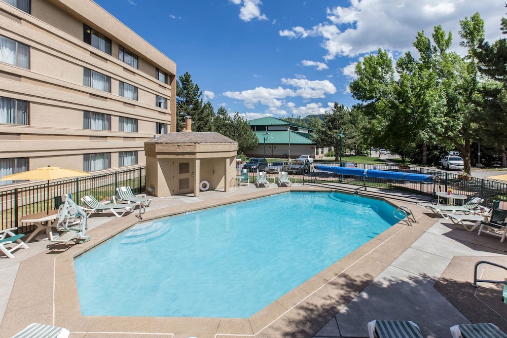 Comfort Inn Near Vail Beaver Creek 3/39