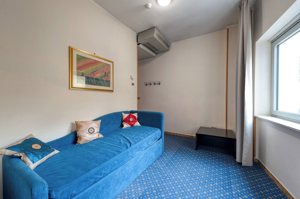 Hotel Barsotti 6/45
