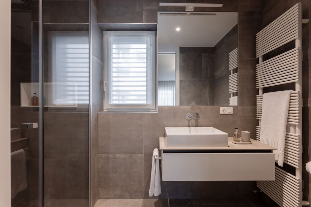 Central City Luxury Residence 45/50