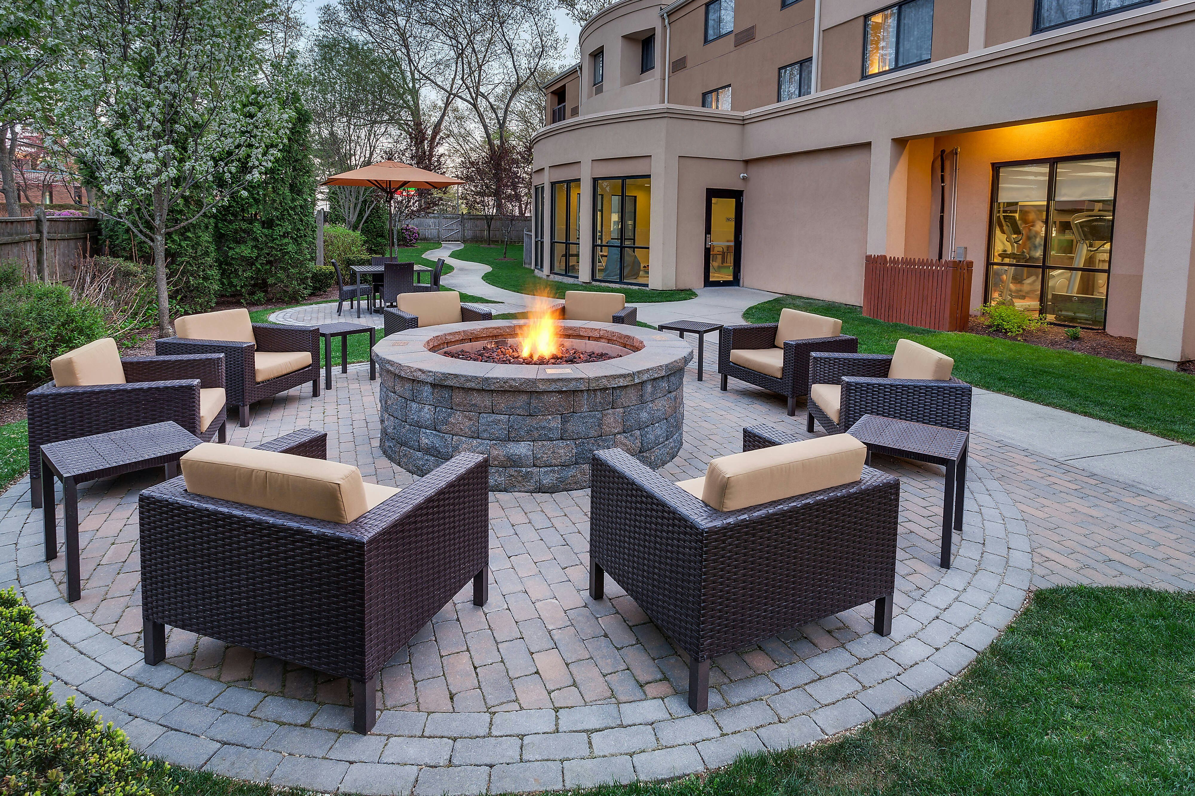 Courtyard Providence Warwick 26/41