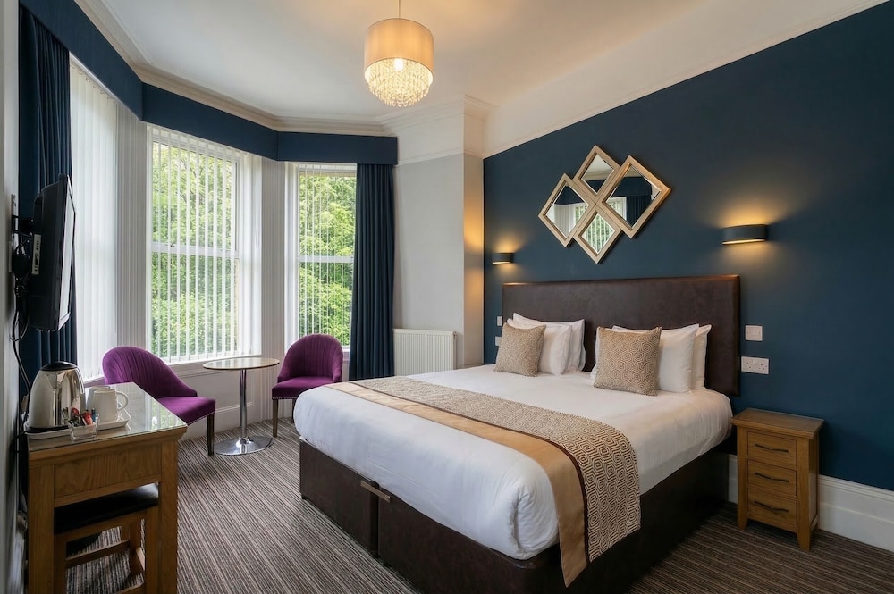 SUPERIOR, DOUBLE BED