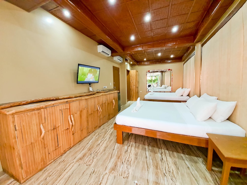 Kaiyana Boracay Beach Resort 7/50