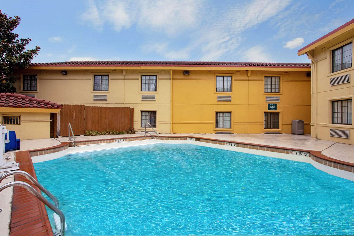 La Quinta Inn Lexington 47/52