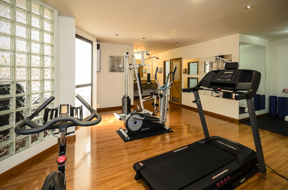 Travelers Apartamentos Y Suites Fontana Plaza 24/47