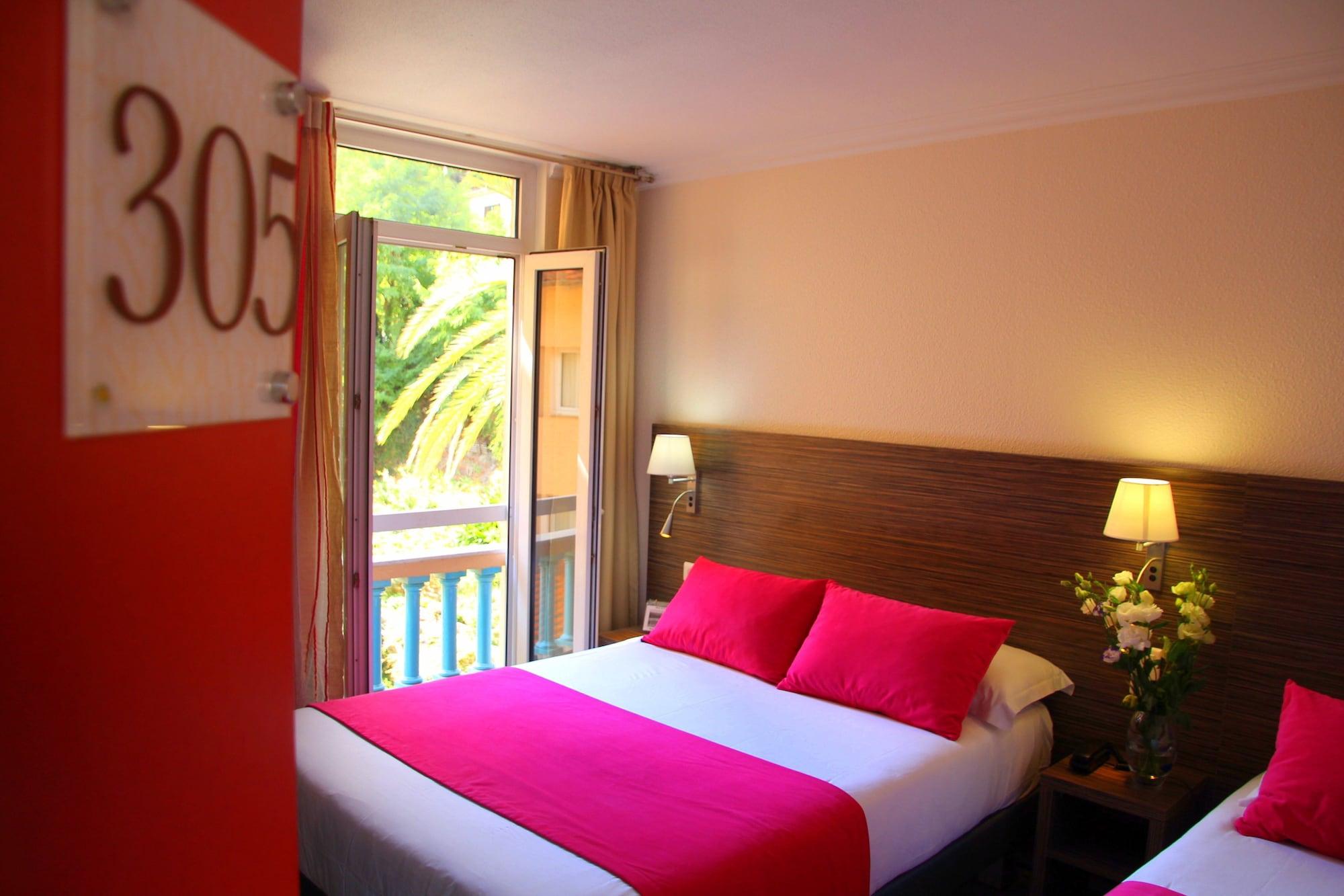 Room, Triple