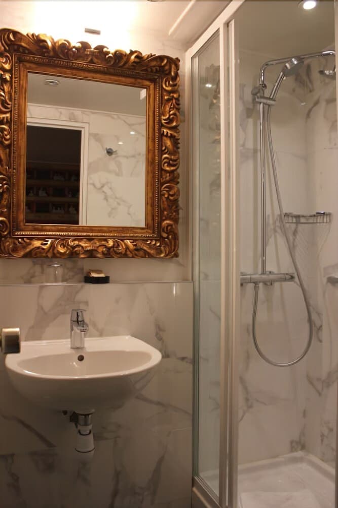 Hotel Korner Chatelet 46/49
