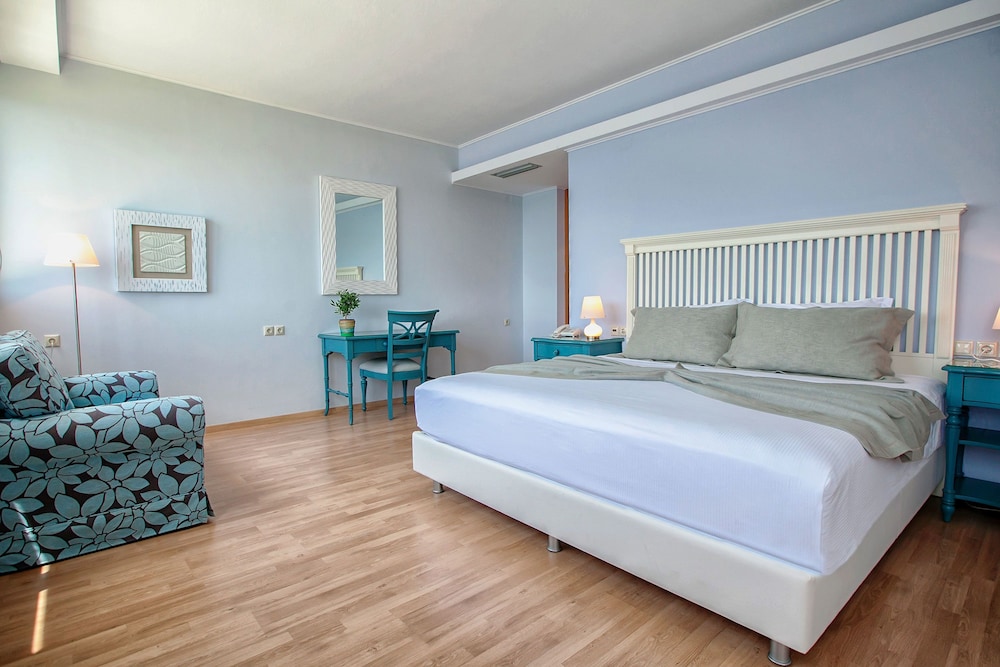 San Nicolas Hotel 8/50