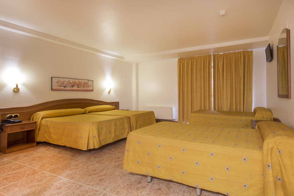 Hotel Cervol 12/44