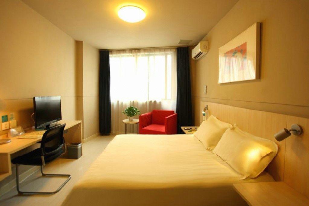 Jinjiang Inn (Wuxi Huishan District Government Wanda Plaza) 36/56