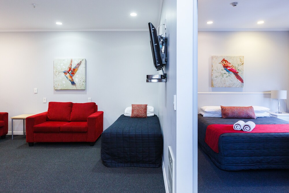 Aubyn Court Spa Motel 17/41