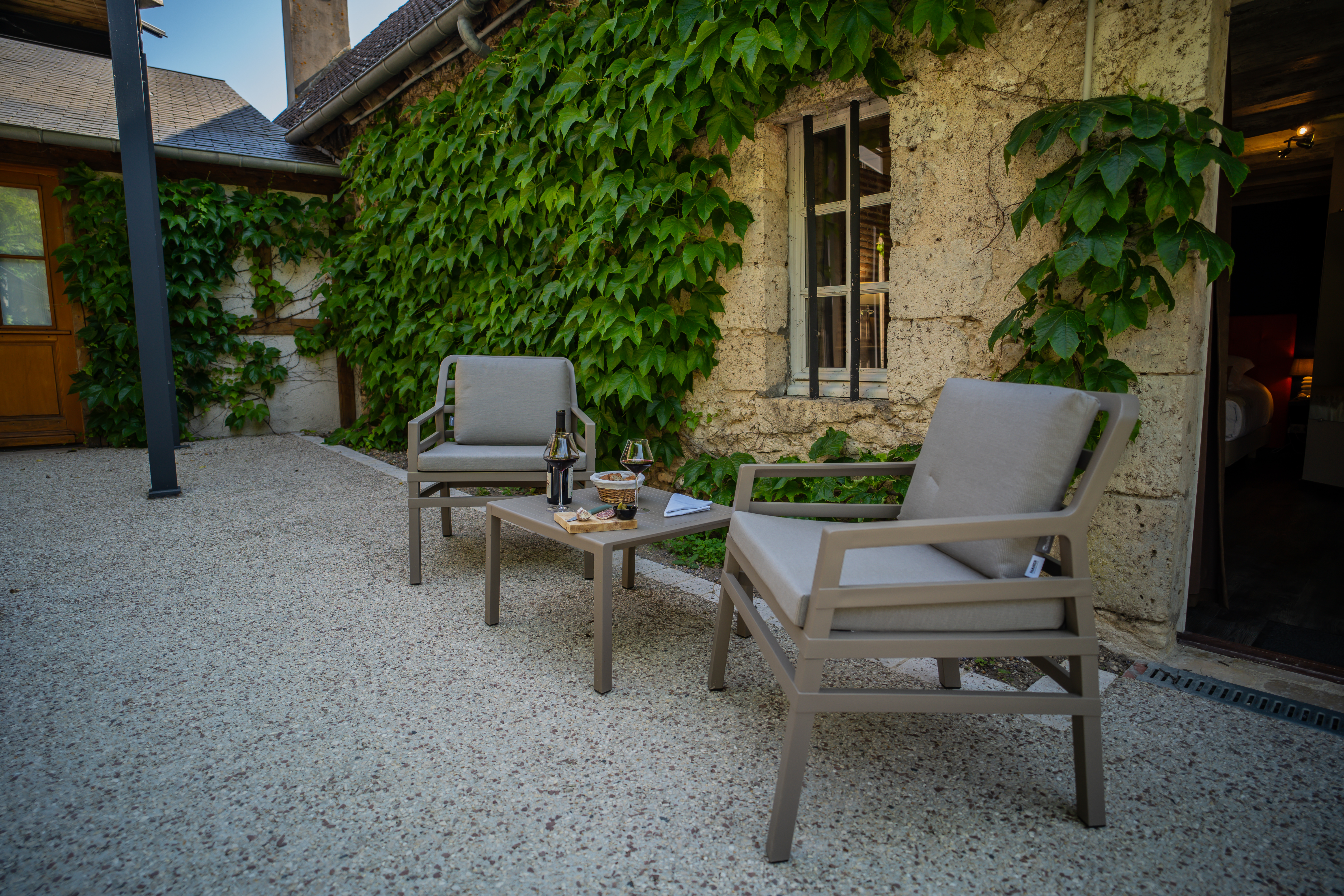 Auberge De La Caillere 36/39