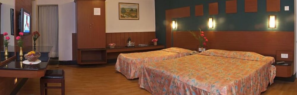 HOTEL JAI 9/18