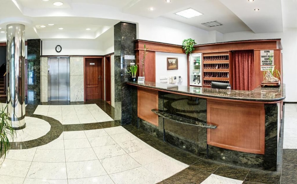 Best Western Hotel Grand 7/50