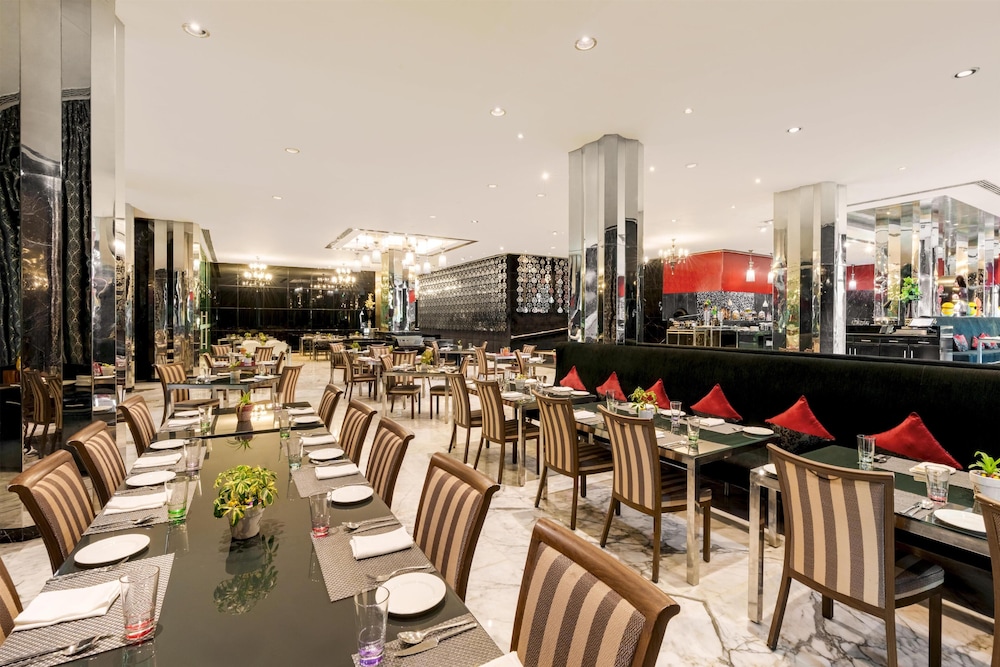 Radisson Blu New Delhi Paschim Vihar 36/50