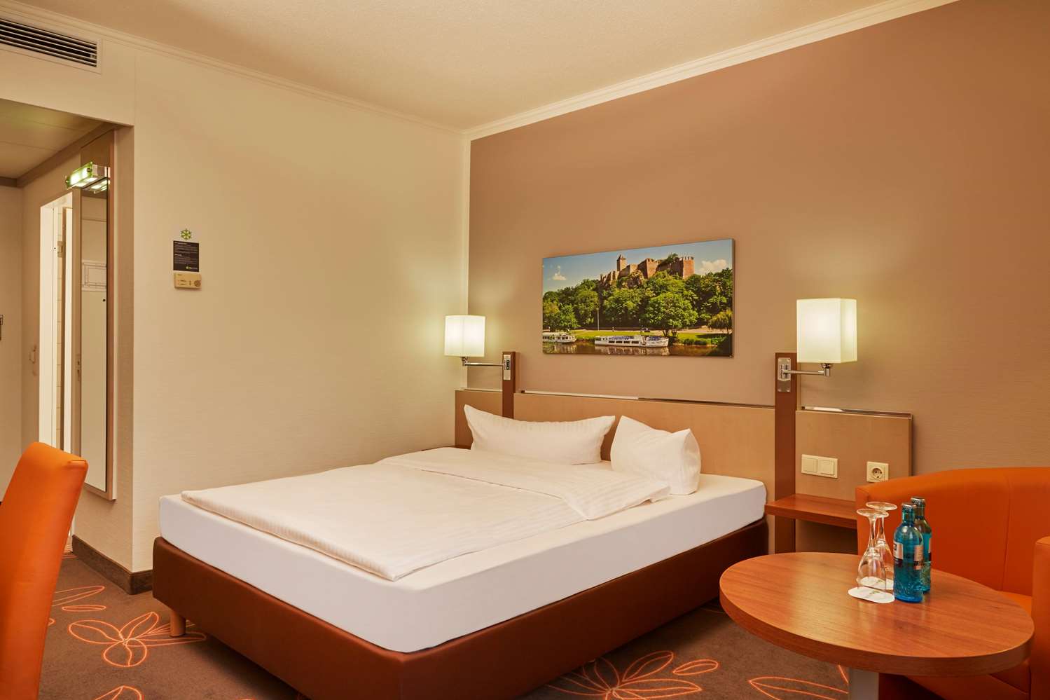 H+ HOTEL LEIPZIG HALLE 8/54