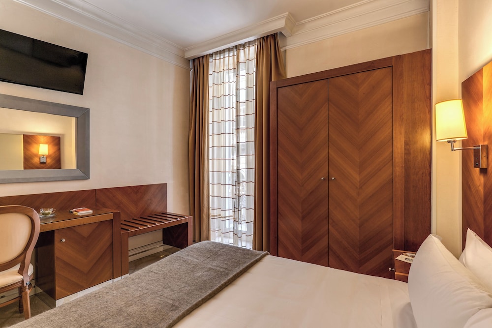 ROOM, TRIPLE, ANNEX