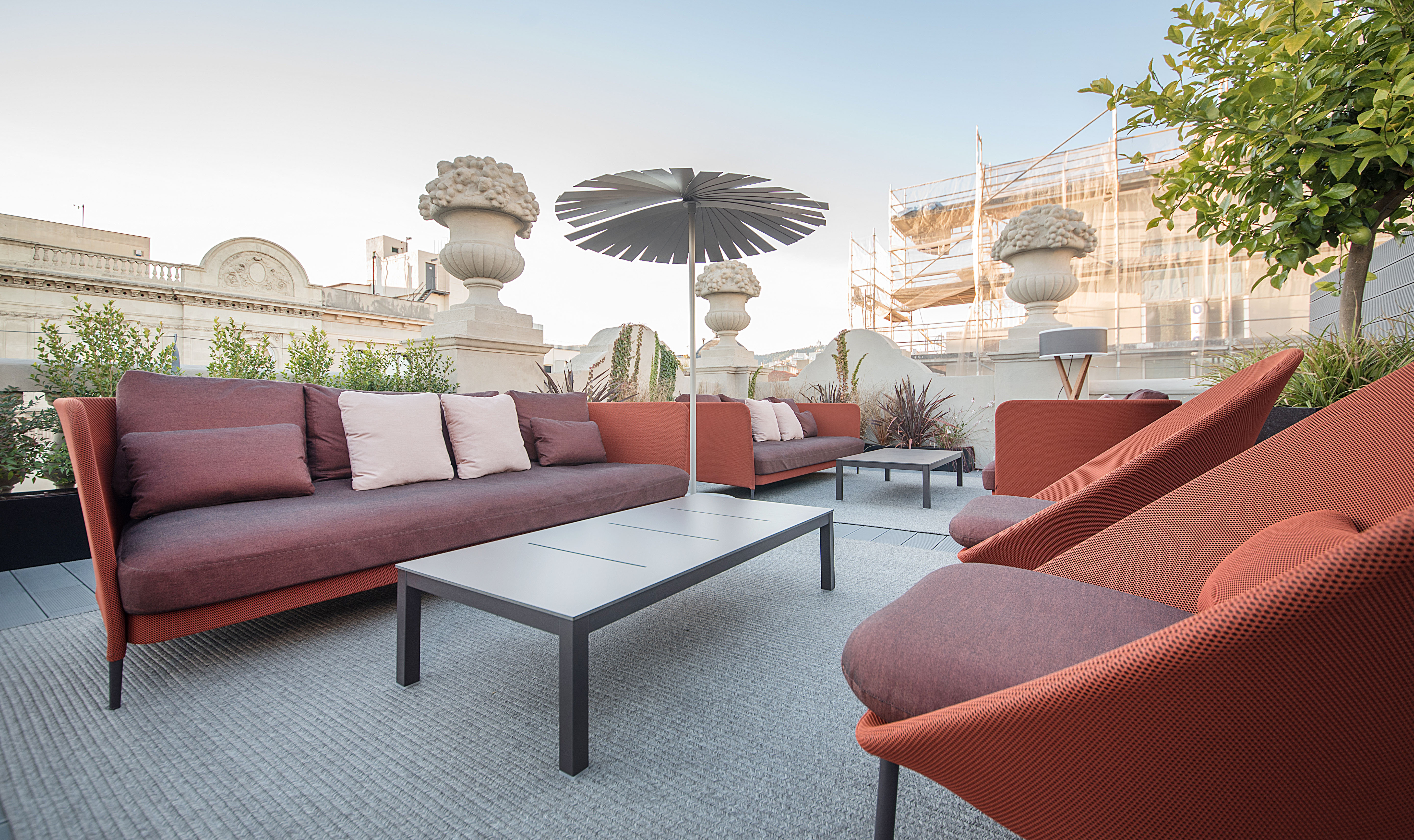 CASAGRAND LUXURY SUITES 41/76