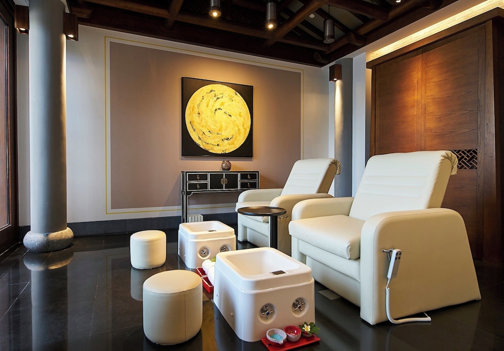 PARK HYATT SANYA SUNNY BAY RESORT 62/71