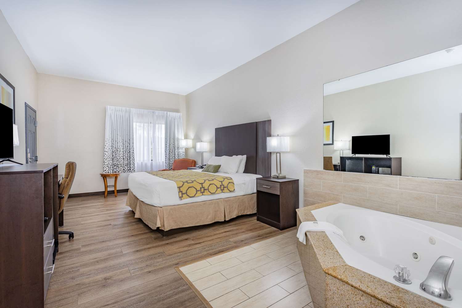 Baymont by Wyndham Midway/Tallahassee 57/58
