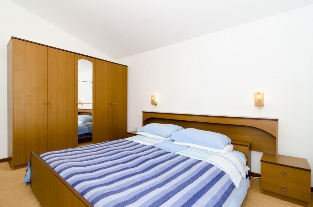 Apartments Kuzma 22/63