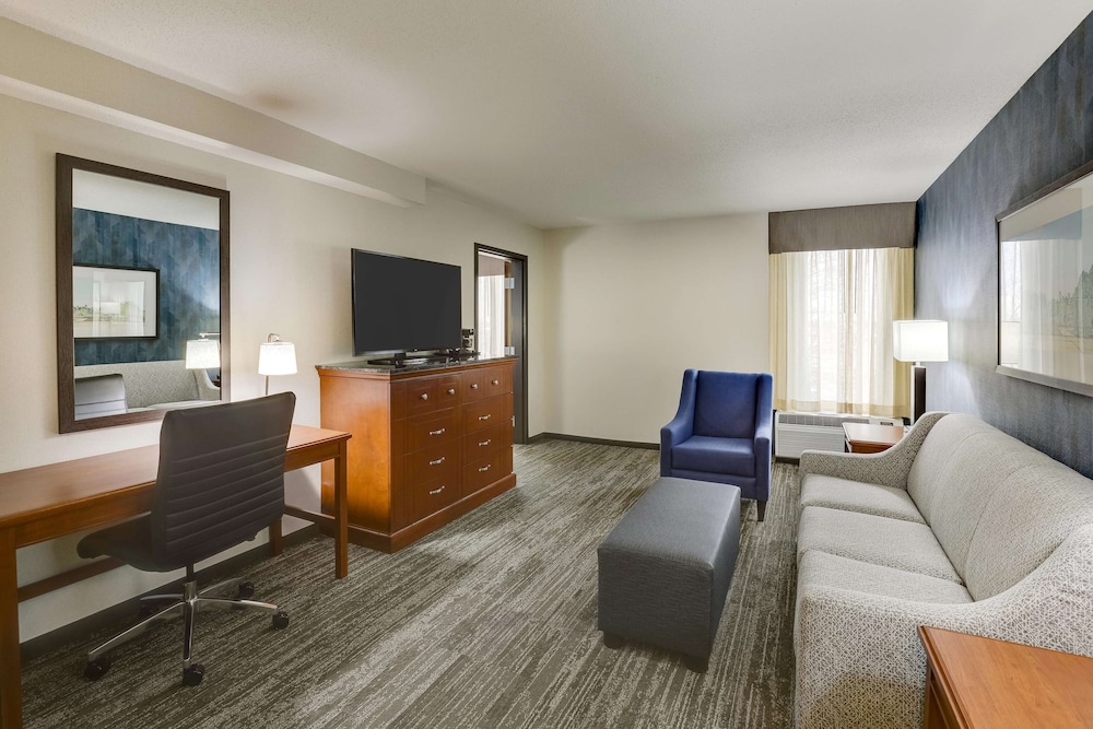 Drury Inn and Suites St Louis St Peters 35/50