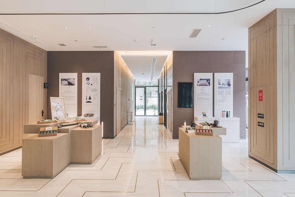 Atour hotel (Huayang Metro Station Tianfu Chengdu) 3/24
