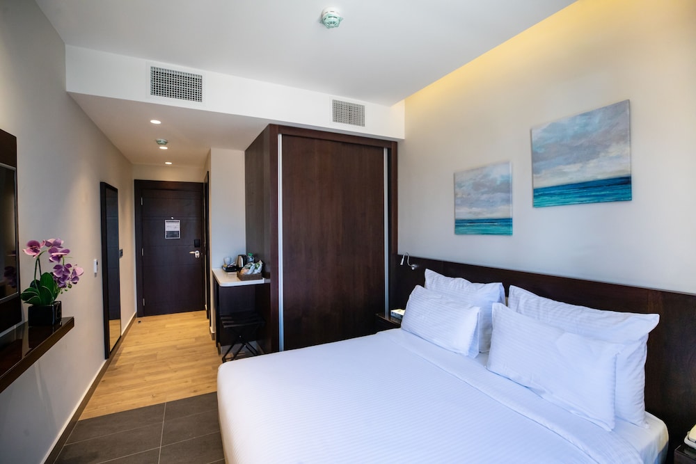 Compass Amman 19/46
