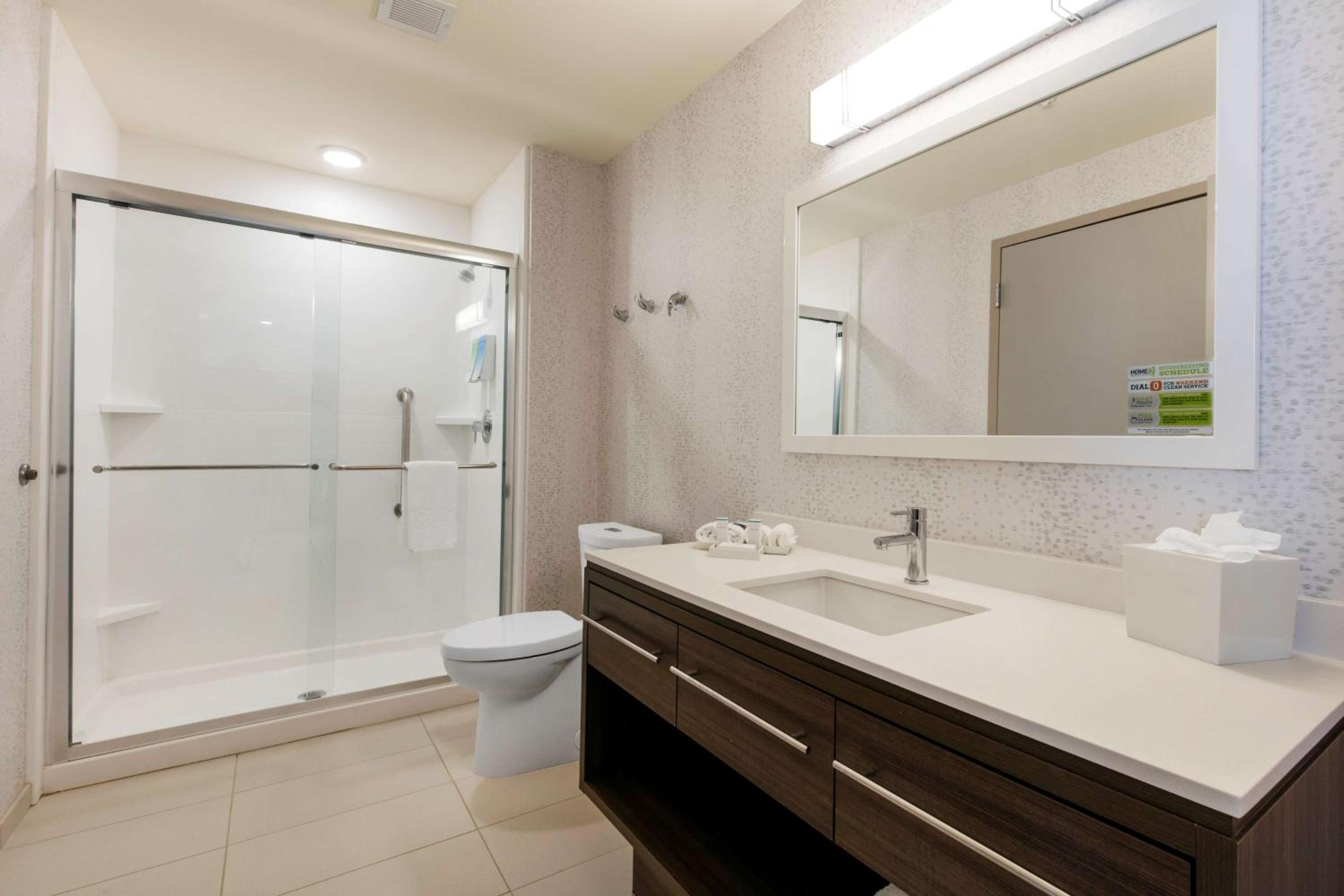 جناح بسرير كينج بغرفة نوم واحدة مع أريكة، Home2 Suites By Hilton Olive Branch 3/3