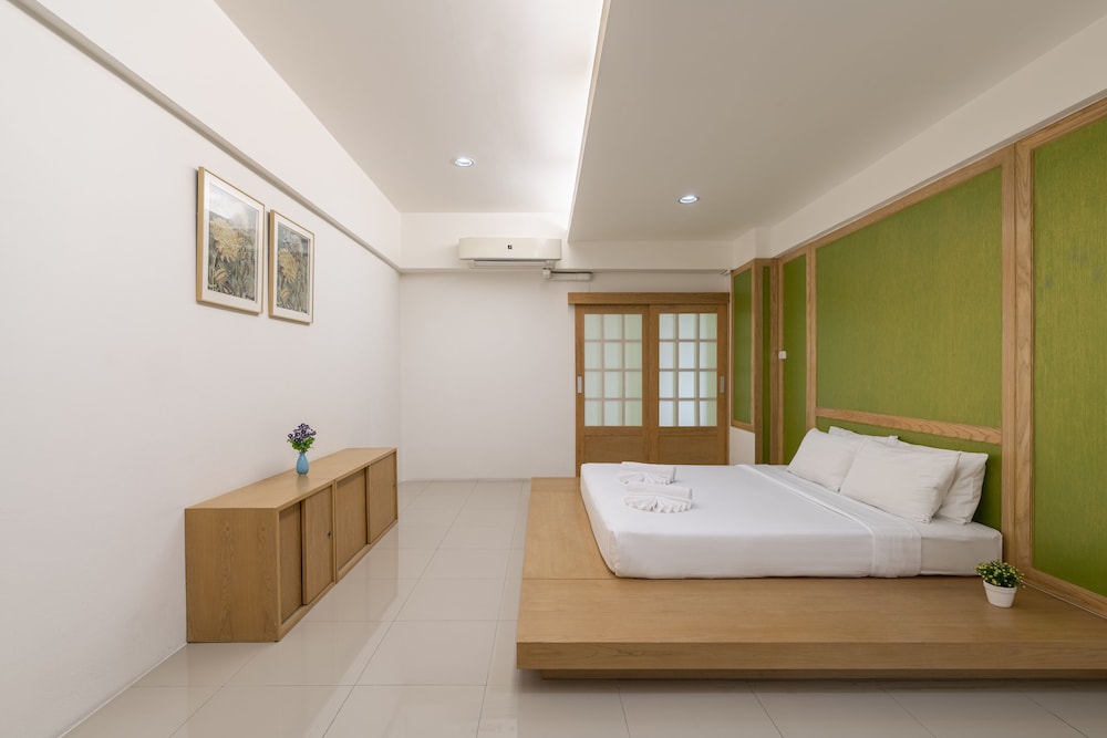 At115 by Rompo Mansion 27/80